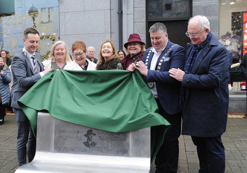 Dundalk honours songwriting legend Liam Reilly with memorial bench