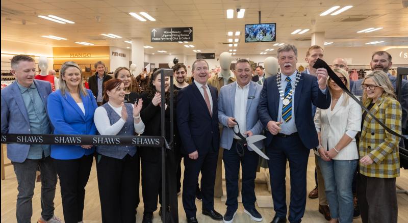 Large crowd of shoppers flock to Clonmel's Shaws store after official opening by mayor