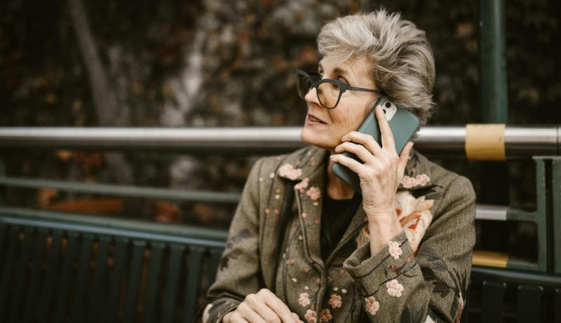 Longford&rsquo;s friendly phone call service