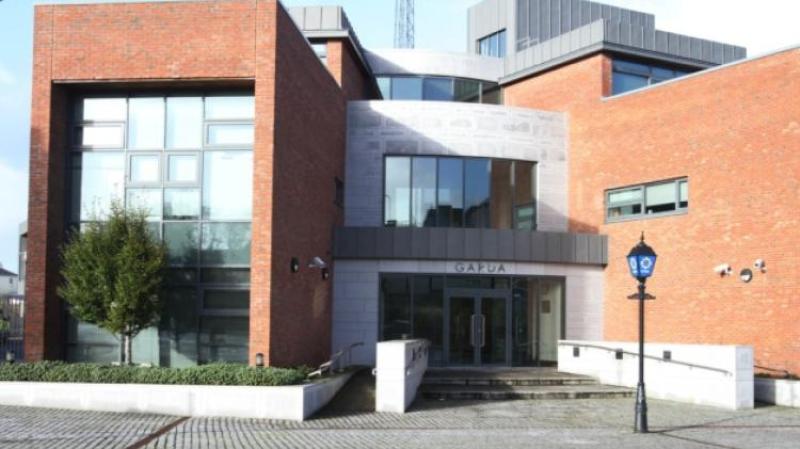 Rear windscreen of&nbsp; parked car smashed in Carndonagh incident