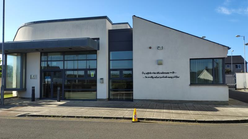 Judge adjourns sentencing for Donegal motoring offences to allow defendant attend