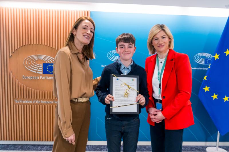 Young Kildare student meets European Parliament president after winning Brussells trip