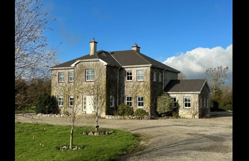PROPERTY: Gorgeous five bed home in Tipperary on the market for brilliant value