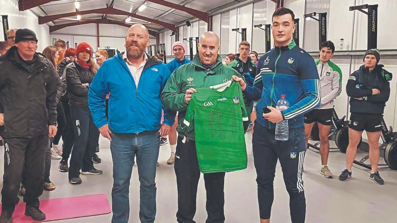Limerick hurlers invited to stick their oars in