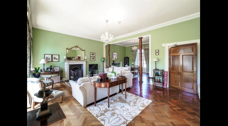 PROPERTY: Incredible Tipperary townhouse shows off stunning views and interior