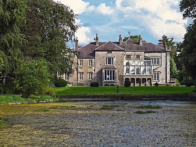 Co Kilkenny castle opens its gardens to the public 