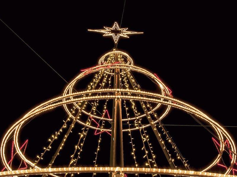 Well-loved Kilkenny principal to turn on Christmas lights 