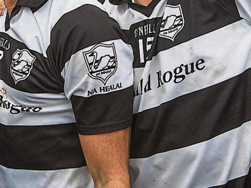 Tipperary GAA Club presents &euro;12,000 lotto jackpot prize to lucky winner 