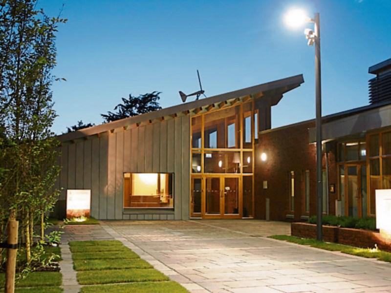 Number of homes retro fit in 2026 won't be "anywhere near" target - Council