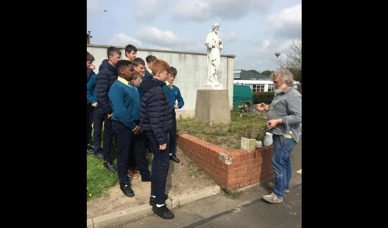 CBS students learn about statue restoration from local sculptor