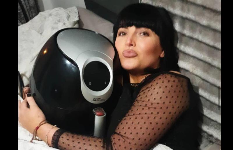 Derry woman masters Airfryer recipes in lockdown to become city's very own Ms McAirfryer