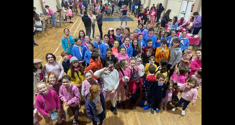 Longford Girl Guides take part in Paint it Pink fundraiser for Breast Cancer Awareness