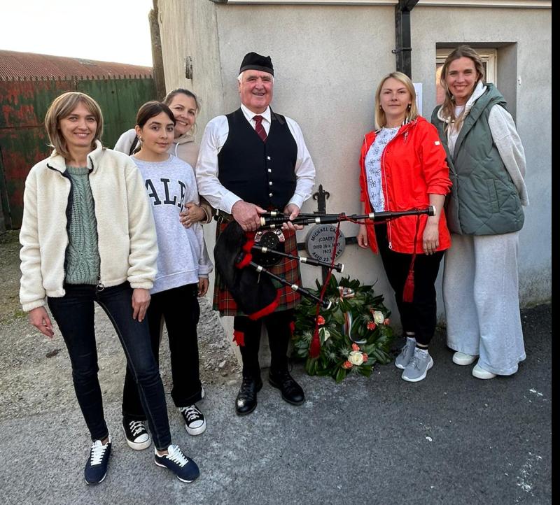 Ukrainian refugees pay respect on centenarian of tragic death of Tipperary man