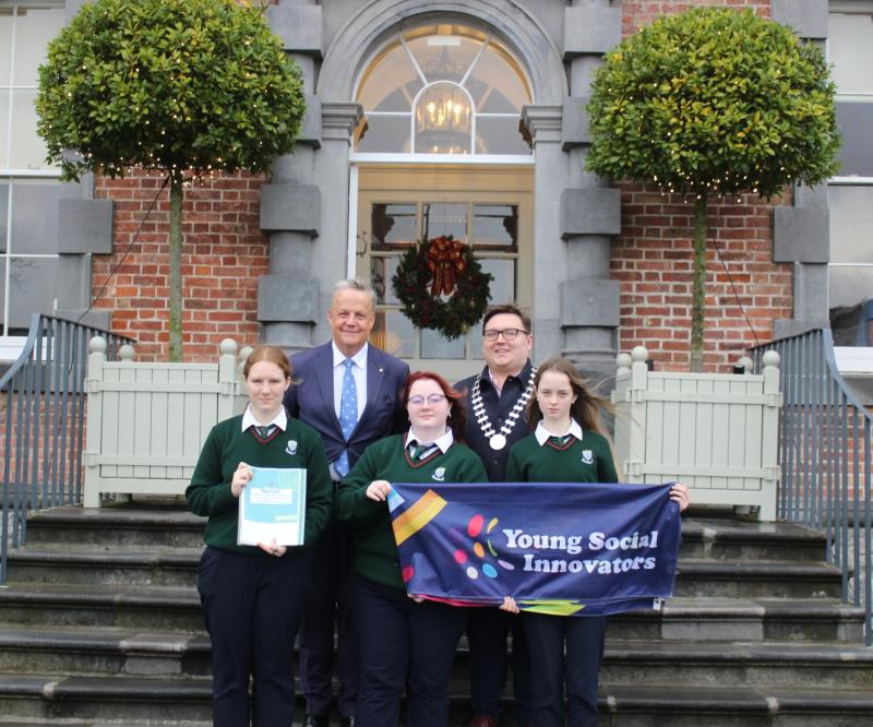 Secondary School pupils in Tipperary launch Elephant in The Room campaign