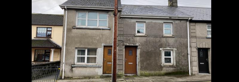 UNBELIEVABLE: Two adjoining houses in Tipperary for auction with €110,000 asking price