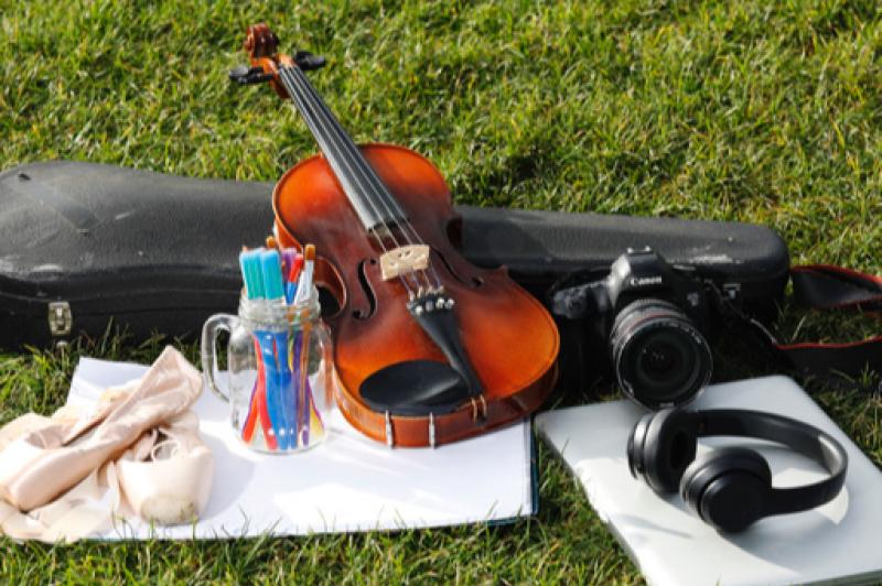 Limerick artists urged to apply for development scheme 