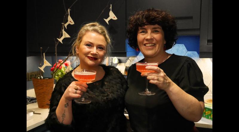 It's cocktail hour as Dundalk ceramicist launches fun new Christmas decorations
