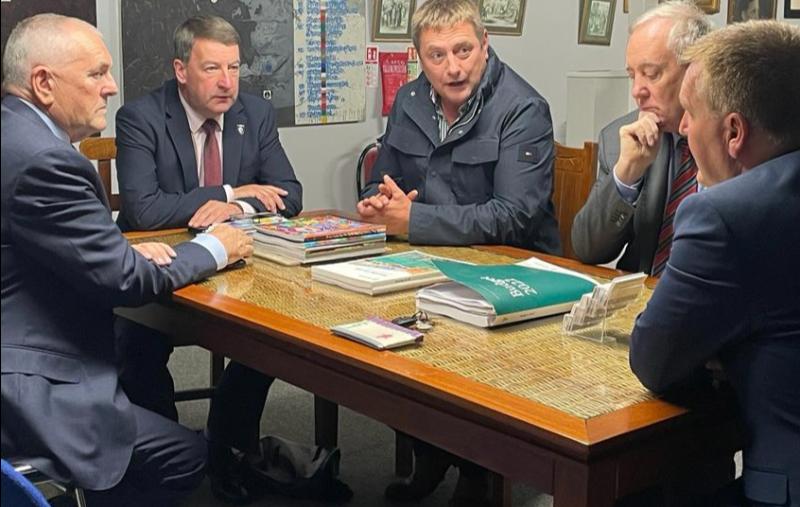 Local politicians meet Minister McGrath