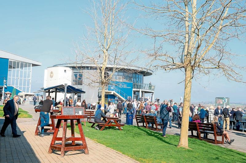 Sizzling summer at Naas Racecourse