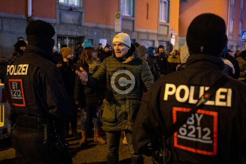 Germany expecting surge of Omicron cases around New Year