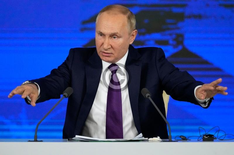 Putin urges West to act quickly and agree to security guarantees over NATO