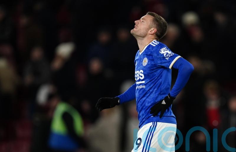 Jamie Vardy out for up to four weeks as Leicester’s injury problems mount