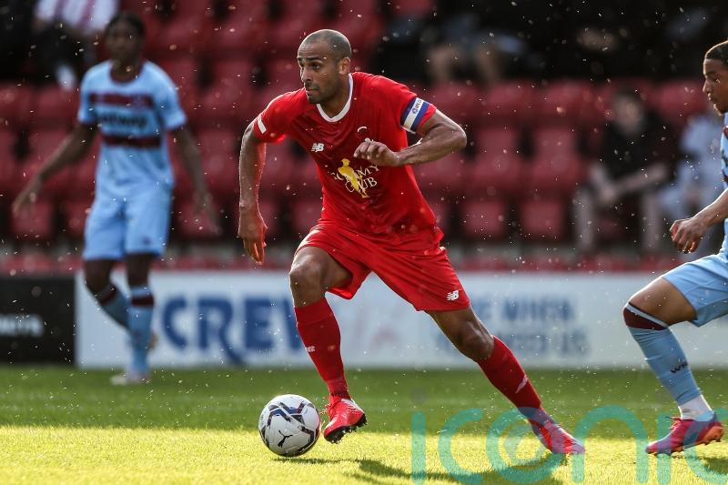 Leyton Orient captain Darren Pratley returns from ban for Bristol Rovers game