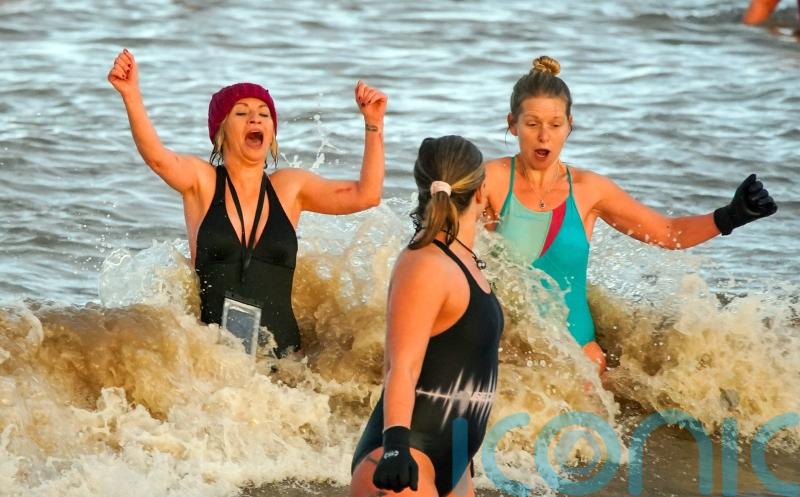 New year gets off to warmest start on record