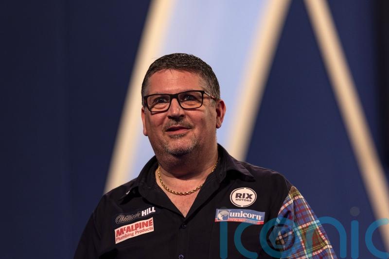 Two-time winner Gary Anderson through to World Darts Championship semi-finals