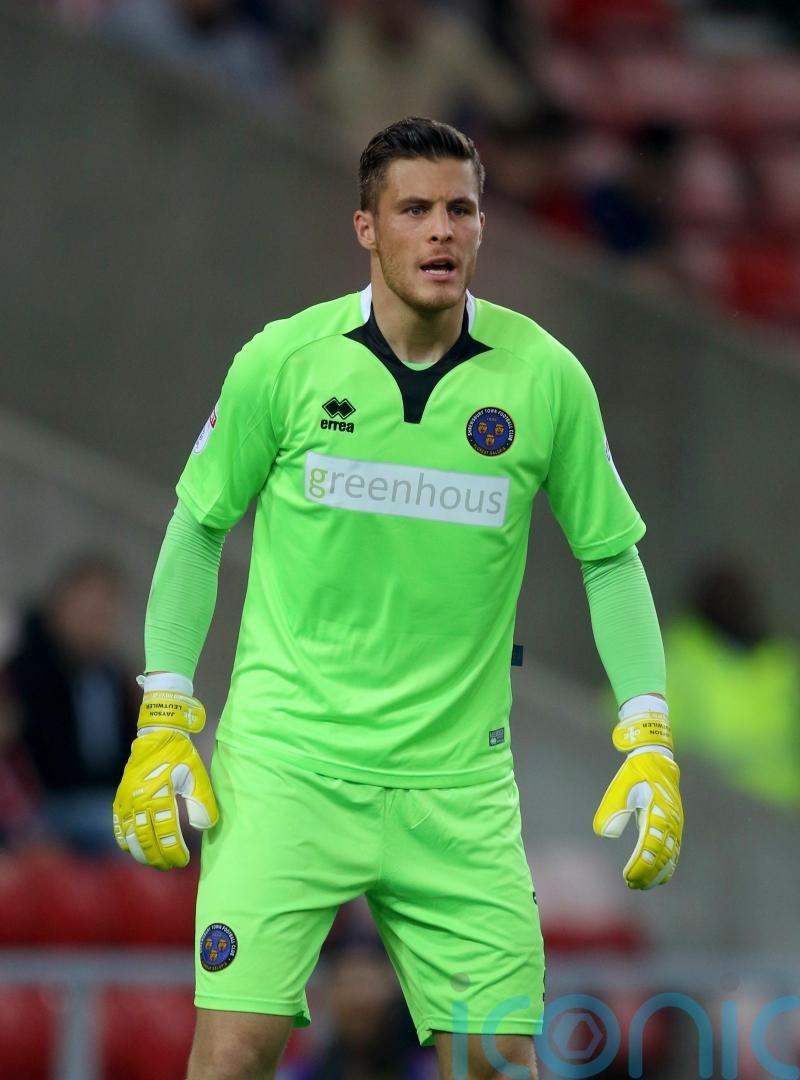 Oldham stay bottom despite a draw at Hartlepool