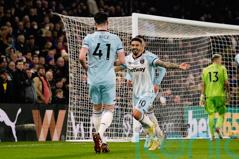 Manuel Lanzini’s double proves crucial as Hammers survive late Palace comeback