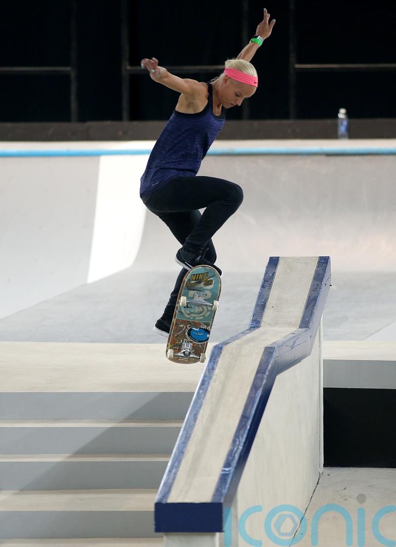 Skateboarding helps the middle-aged navigate depression, study shows