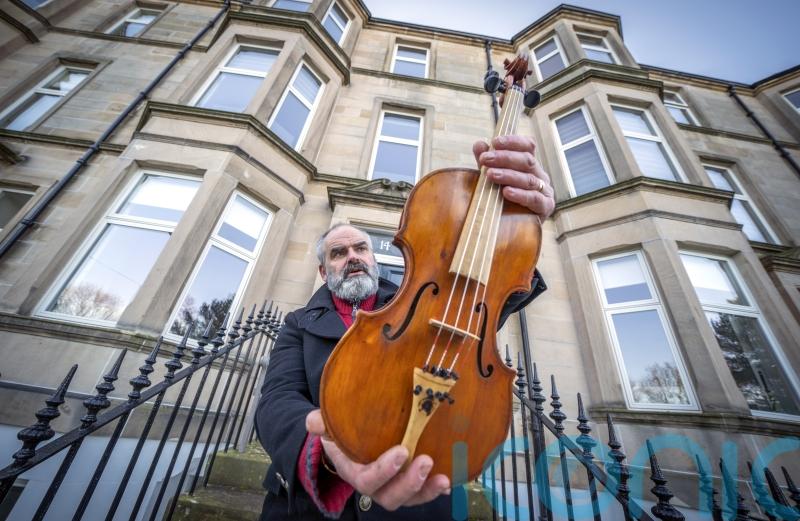 Floorboards rescued from skip outside Shackleton’s home made into unique violin