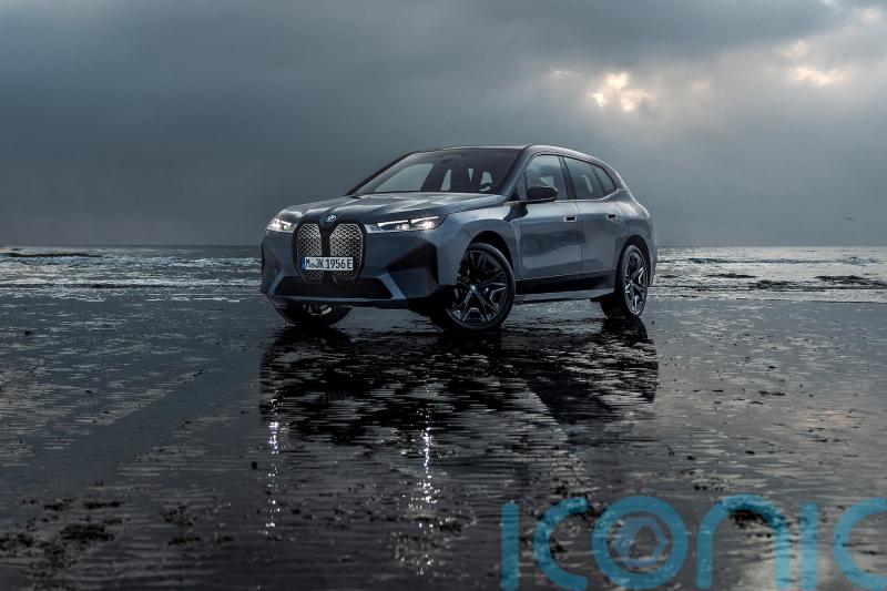 BMW expands iX line-up with new M60