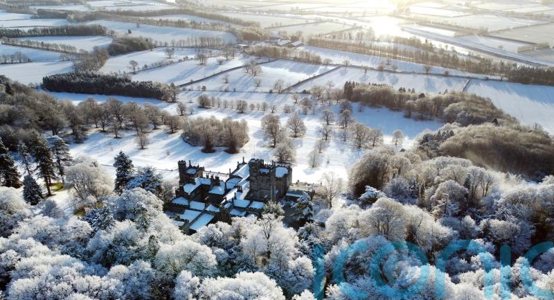 Thundersnow forecast as Met Office warns homes could lose power supplies