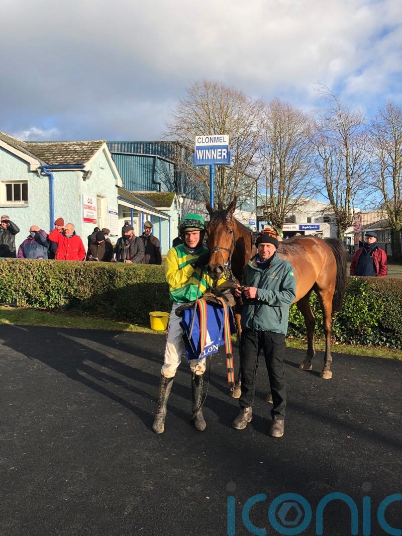 Cash Back floors stablemate Classic Getaway at Clonmel
