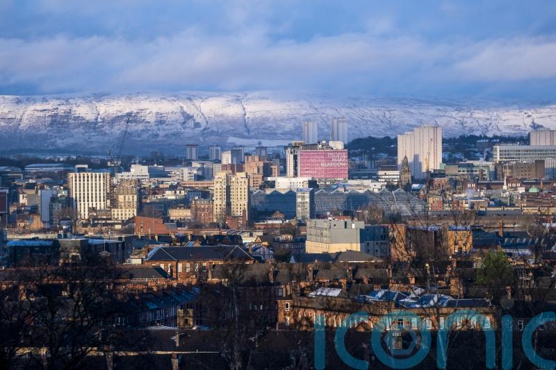 UK set for cold and wet weekend with ice warning for Scotland