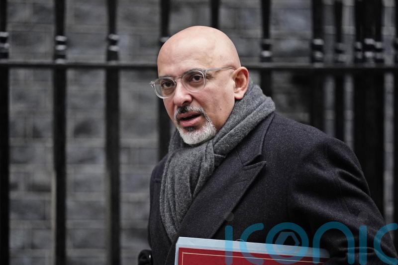 Nadhim Zahawi says there are ‘no excuses’ for online learning at universities