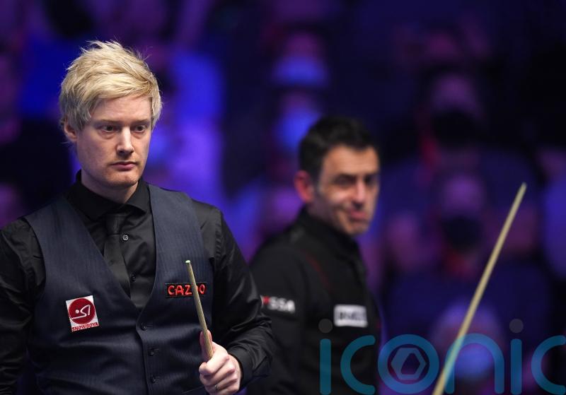 Neil Robertson gets the better of Ronnie O’Sullivan at the Masters