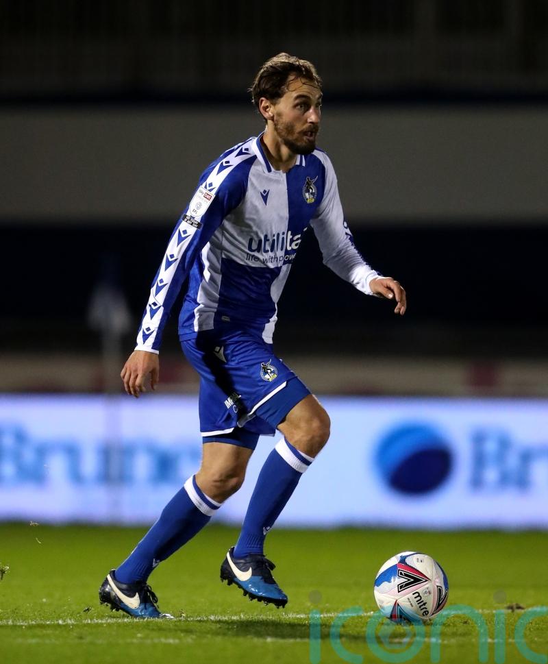 Midfielder Ed Upson in line for full Stevenage debut against Sutton
