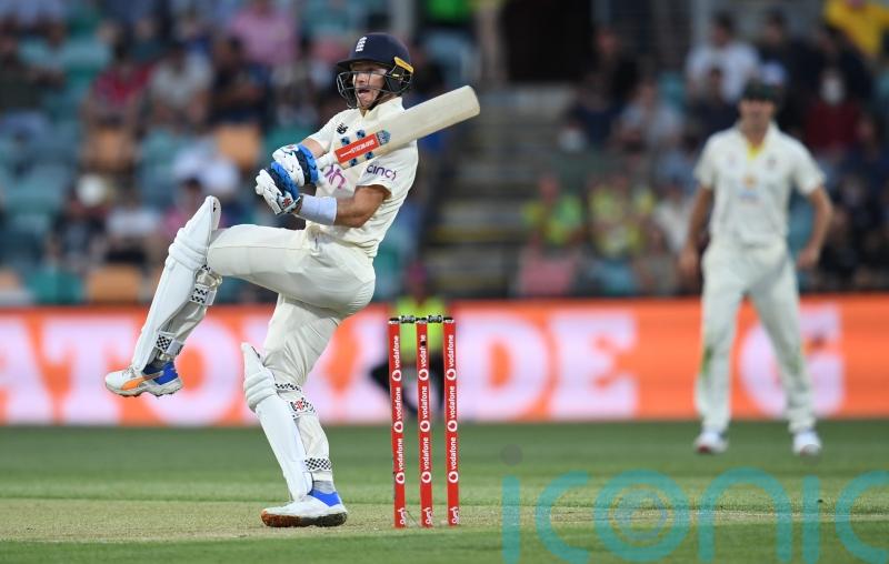 Sam Billings finds the joy in his Test debut despite England&rsquo;s Ashes struggles