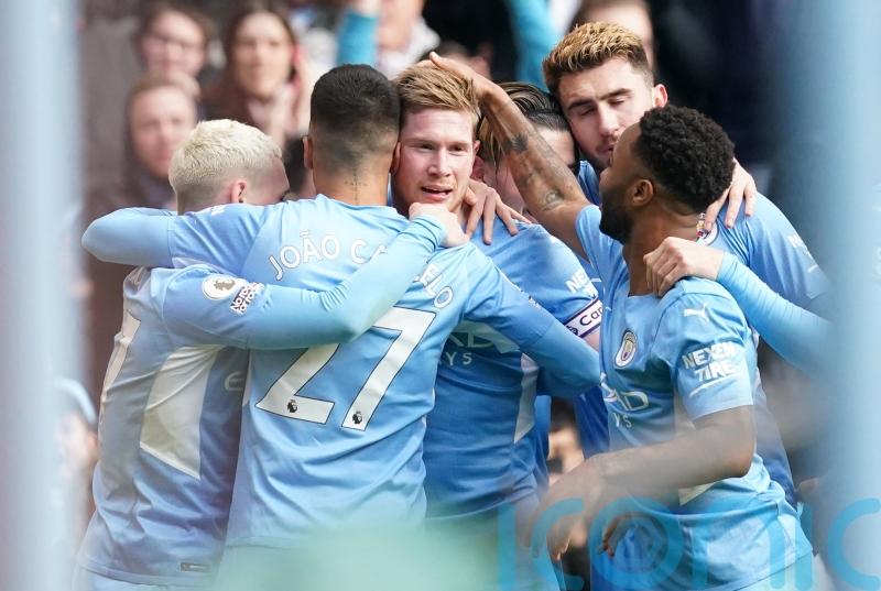 Manchester City turn screw in title race as Norwich add to Rafael Benitez woes