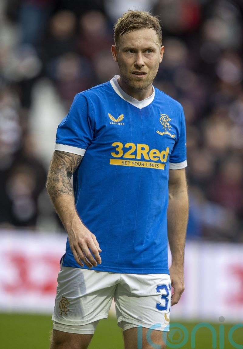 Rangers midfielder Scott Arfield announces international retirement
