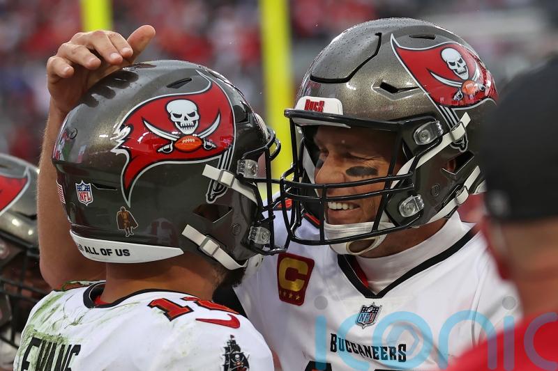 Tom Brady leads Tampa Bay Buccaneers to wildcard win over Philadelphia Eagles
