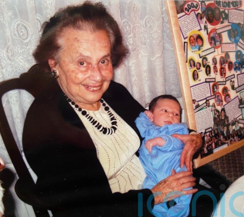 Holocaust survivor, 98, becomes a great-grandmother for the 35th time