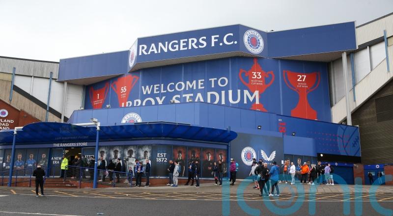 Stirling Albion keeper Blair Currie expects to be the busiest man inside Ibrox