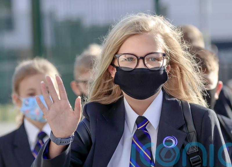 Education Secretary to vet local plans to bring back masks in schools