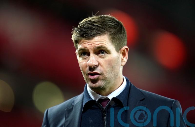 Steven Gerrard expects Everton reaction after Rafael Benitez sacking