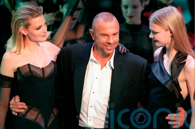 Beyonce and Kylie Minogue lead tributes to fashion designer Thierry Mugler