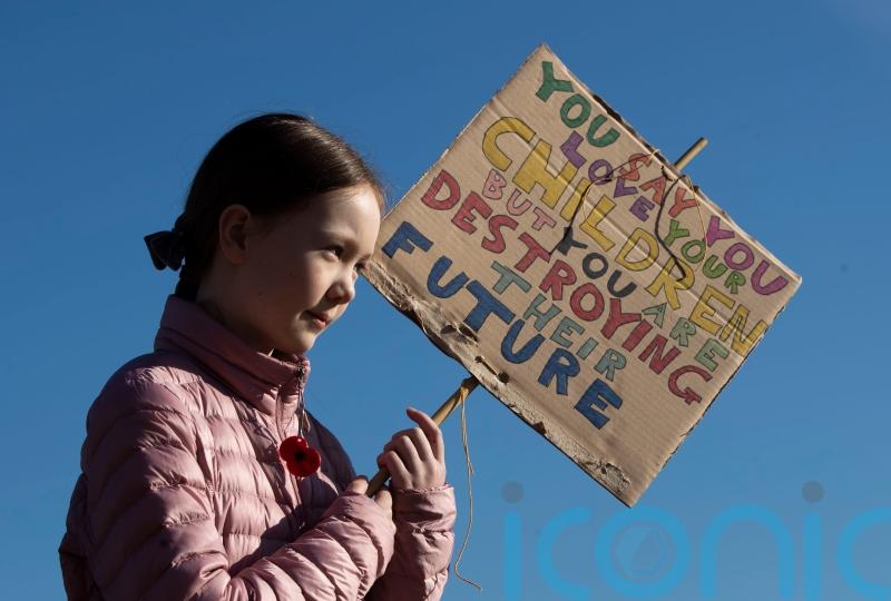 Unions say Government climate change teaching strategy is ‘not enough’